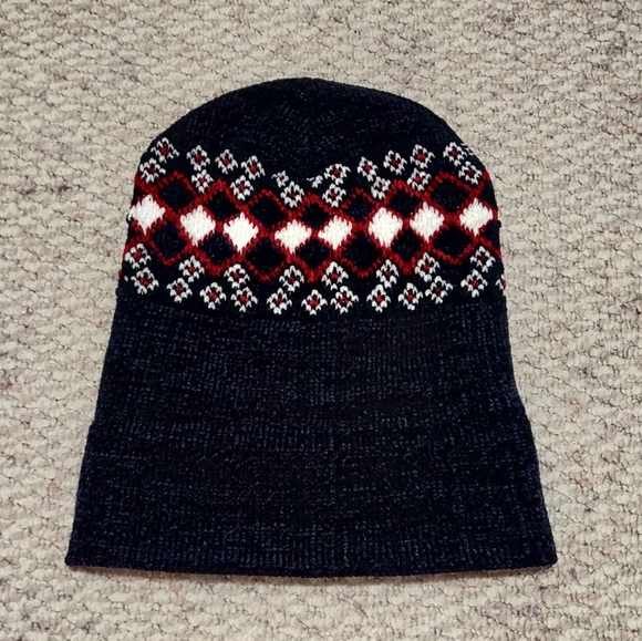 Winter hat - Picture 4 of 8